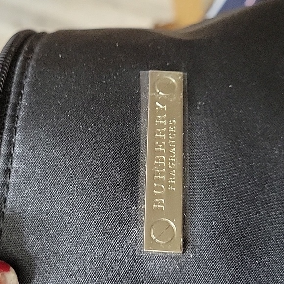 BURBERRY FRAGRANCES  TRAVEL CASE BAG  BLACK   NWOT - Picture 9 of 10